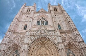 Νάντη: Πρόσφυγας παραδέχθηκε πως έβαλε φωτιά στον καθεδρικό ναό