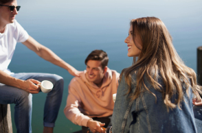 Μα πού γνωρίζει κανείς ανθρώπους, τέλος πάντων;