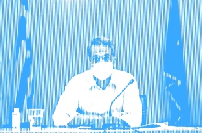 Ο πρωθυπουργός Κυριάκος Μητσοτάκης με μάσκας προστασίας