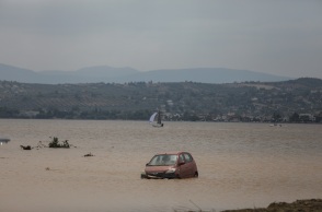 Στιγμιότυπο από την περιοχή Μπούρτζι της Εύβοιας την Κυριακή 9 Αυγούστου 2020. Η περιοχή επλήγη από καταστροφικές πλημμύρες