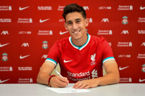 Ολοκληρώθηκε η μεταγραφή του Κώστα Τσιμίκα στη Λίβερπουλ