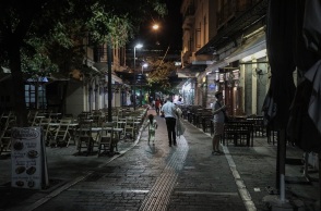 Κλειστά τα καταστήματα στο κέντρο της ΑΘήνας