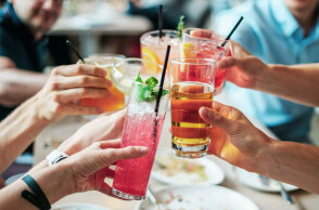 Με 3.000 ευρώ πλήρωσε το γλέντι ένας άνδρας στα Χανιά Κρήτης - Είχε περισσότερα άτομα από το επιτρεπόμενο βάσει των νέων μέτρων κατά του κορωνοϊού