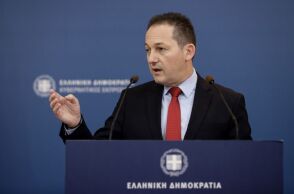 Στέλιος Πέτσας 