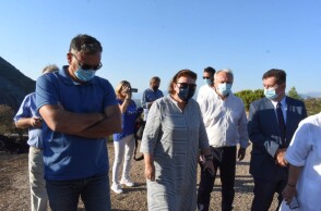 Η υπουργός πολιτισμού, Λίνα Μενδώνη, στις Μυκήνες