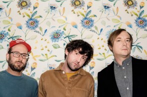 To συγκρότημα Bright Eyes 