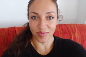 Η πολύτεκνη μητέρα και φοιτήτρια ιατρικής, Κική Αβραμίδου