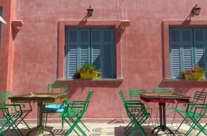 Η Μαντανία στη Δάφνη έχει την ωραιότερη αυλή