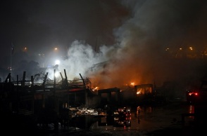 Φωτιά σε αποθήκη στην Βηρυτό 