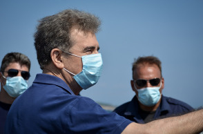 Επίσκεψη του Υπ. Μετανάστευσης και Ασύλου Νότη Μηταράκη και Υπ. Προστασίας του Πολίτη Μιχάλη Χρυσοχοίδη στη νέα προσωρινή δομή στο Κάρα Τέπε Λέσβου την Κυριακή 13 Σεπτεμβρίου 2020