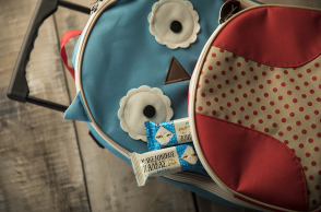 Ο Μακεδονικός Χαλβάς σας συντροφεύει παντού, χάρη στην πρακτική συσκευασία 40 γραμμαρίων που κυκλοφορεί σε τέσσερις υπέροχες γεύσεις