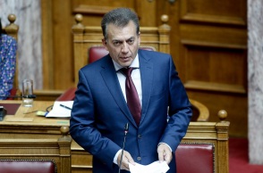 Γιάννης Βρούτσης 