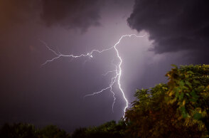 Η κακοκαιρία «Ιανός» πλησιάζει την Αττική (ΦΩΤΟ ΑΡΧΕΙΟΥ)