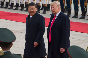 Ο Σι Τζινπίνγκ με τον Ντόναλντ Τραμπ στο Πεκίνο