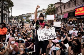 Διαδηλώσεις για τη Μπρεόνα Τέιλορ