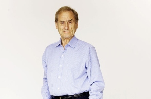 Πέθανε ο θρύλος της δημοσιογραφίας, σερ Χάρολντ Έβανς