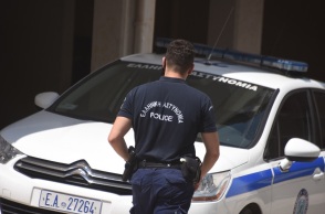 Περιπολικό- Αστυνομικός