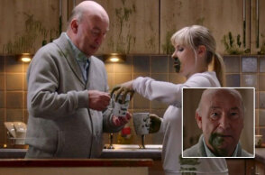 Εγγονή με κορωνοϊό μολύνει τον παππού της στο νέο σποτ για τον κορωνοϊό στη Σκωτία