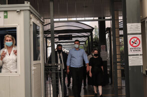 Ο υπουργός Υγείας Βασίλης Κικίλιας στο νοσοκομείο «Λαϊκό»