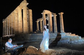 Η Βερόνικα Δαβάκη και ο Δημήτρης Παπαδημητρίου στην ταινία «Παραλλαγές πάνω σε μιαν αχτίδα»