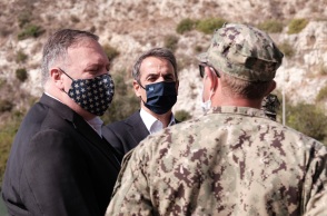 ΕΠΙΣΚΕΨΗ ΤΟΥ ΠΡΩΘΥΠΟΥΡΓΟΥ ΚΥΡ. ΜΗΤΣΟΤΑΚΗ ΚΑΙ ΤΟΥ ΥΠΕΞ ΤΩΝ ΗΠΑ Μ. ΠΟΜΠΕΟ ΣΤΗΝ ΣΤΡΑΤΙΩΤΙΩΤΙΚΗ ΒΑΣΗ ΤΗΣ ΣΟΥΔΑΣ