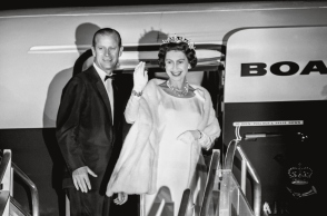 Her Majesty: a photographic history 1926 – today