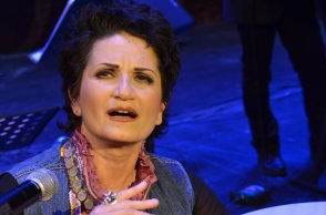 H τραγουδίστρια Άλκηστις Πρωτοψάλτη