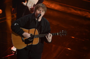 Ο τραγουδοποιός Lewis Capaldi 