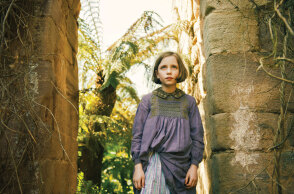 Η Ντίξι Έγκεριξ στην ταινία «Ο μυστικός κήπος» (The secret garden)