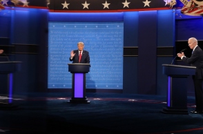 Ντόναλντ Τραμπ και Τζο Μπάιντεν στο δεύτερο debate πριν τις αμερικανικές εκλογές