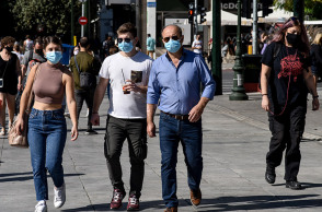 ΥΠΟΧΡΕΩΤΙΚΗ ΧΡΗΣΗ ΜΑΣΚΑΣ ΣΕ ΕΞΩΤΕΡΙΚΟΥΣ ΧΩΡΟΥΣ - ΣΤΙΓΜΙΟΤΥΠΑ ΑΠΟ ΤΟ ΚΕΝΤΡΟ ΤΗΣ ΑΘΗΝΑΣ (ΔΑΓΑΛΑΚΗΣ ΓΙΩΡΓΟΣ