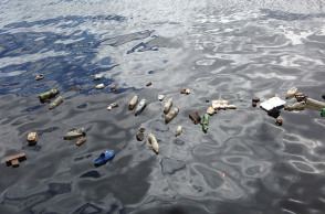 Θάλασσα - Πλαστικά