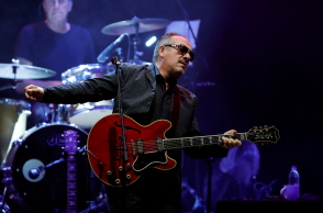 Έλβις Κοστέλο