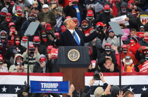 Η Σώτη Τριανταφύλλου κάνει τον δικό της απολογισμό για την προεδρία του Ντόναλντ Τραμπ.