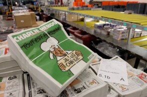 Σκίτσο με τον προφήτη Μωάμεθ στο εξώφυλλο του Charlie Hebdo