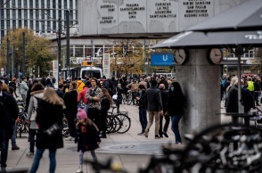 Το lockdown του Νοεμβρίου θα έχει βαριές επιπτώσεις στην οικονομία της Γερμανίας, σύμφωνα με Γερμανικό Ινστιτούτο Οικονομικής Έρευνας 