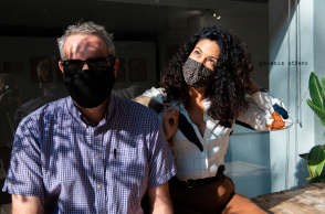 Ο μουσικός παραγωγός Blend Mishkin και η τραγουδίστρια Sugahspank