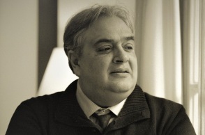 Ο Γιάννης Πιτσιώρας, στέλεχος του ΚΙΝΑΛ από τη Θεσσαλονίκη, περιγράφει την πολυήμερη νοσηλεία του στους θαλάμους του COVID-19 και στέλνει μήνυμα στους αρνητές