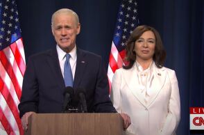 Ο Τζιμ Κάρεϊ ως Τζο Μπάιντεν σε σατιρικό σκετς