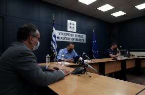 Στιγμιότυπο από την ενημέρωση για την πορεία του κορωνοϊού 