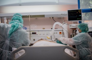 Στιγμιότυπο από ΜΕΘ