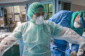 ΝΟΣΟΚΟΜΕΙΟ ΑΝΑΦΟΡΑΣ COVID-19 "ΣΩΤΗΡΙΑ"-ΣΤΙΓΜΙΟΤΥΠΑ ΑΠΟ ΤΗΝ ΜΟΝΑΔΑ ΕΝΤΑΤΙΚΗΣ ΘΕΡΑΠΕΙΑΣ