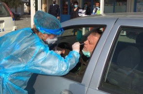 Drive through τεστ κορωνοϊού στην Άνδρο 