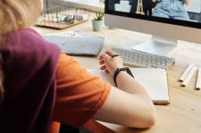 Τηλεκπαίδευση 