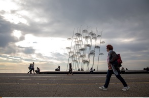 Πολίτες με μάσκα στην Θεσσαλονίκη