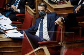 Ο πρωθυπουργός Κυριάκος Μητσοτάκης στη Βουλή