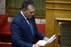 Γιάννης Βρούτσης 