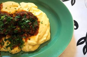 Βοδινή ουρά με πολέντα