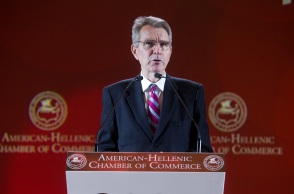 Ο Αμερικανός πρέσβης στην Ελλάδα, Τζέφρι Πάιατ