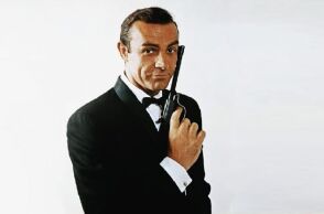 Ο Σον Κόνερι ως Τζέιμς Μποντ 